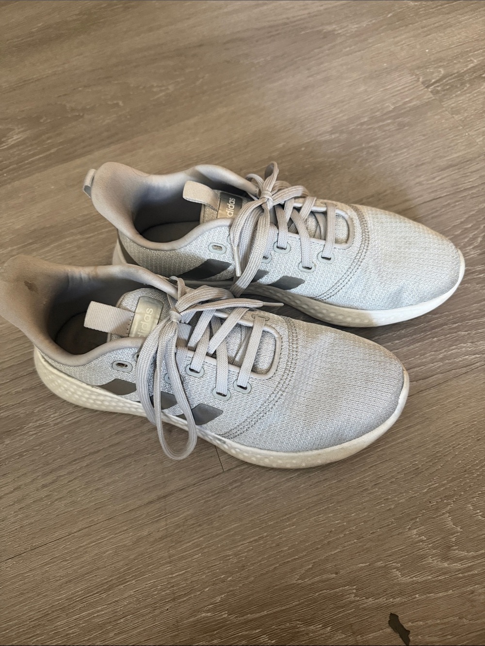 adidas Women's Light Gray/Silver Athletic Sneakers